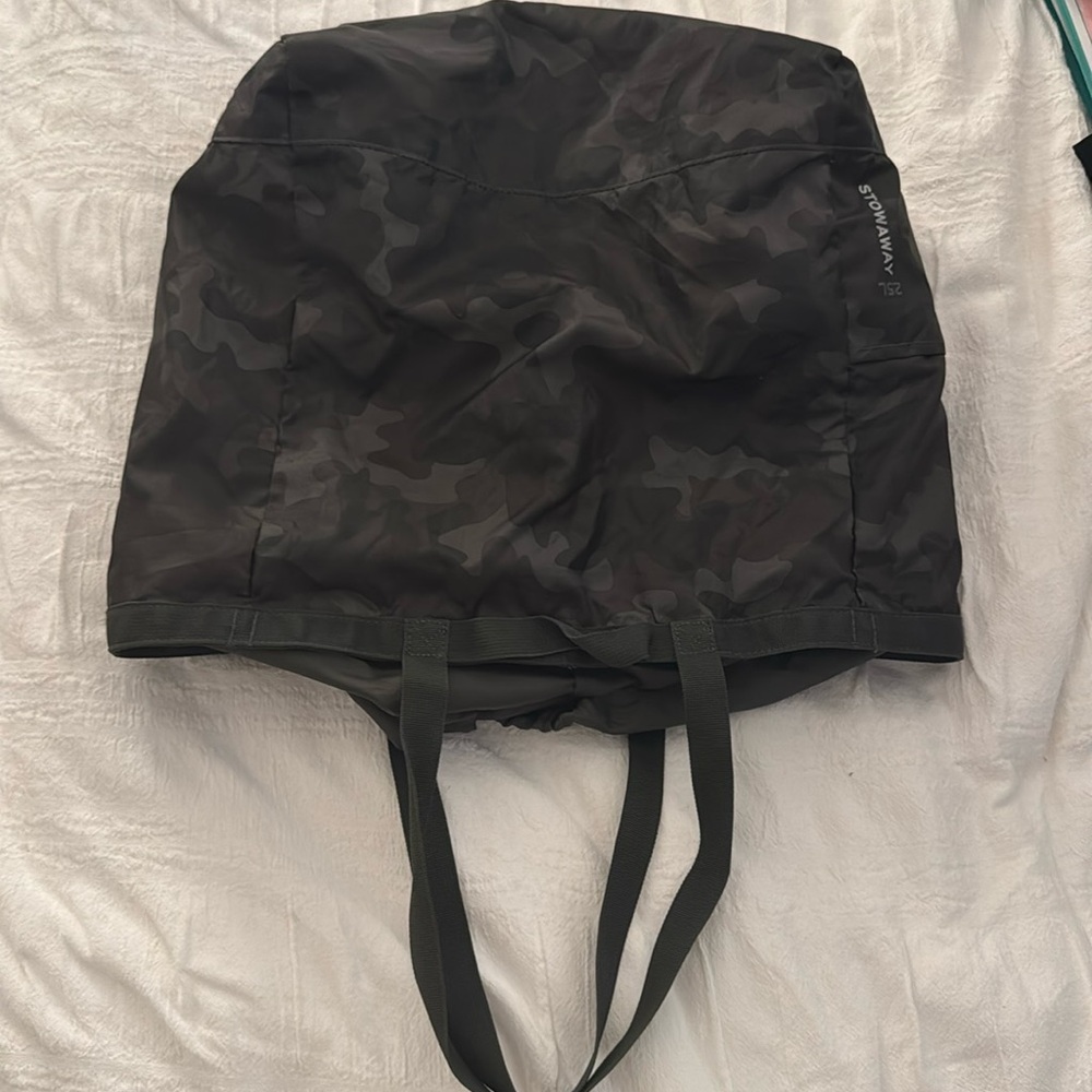 Eddie Bauer 25L tote bag